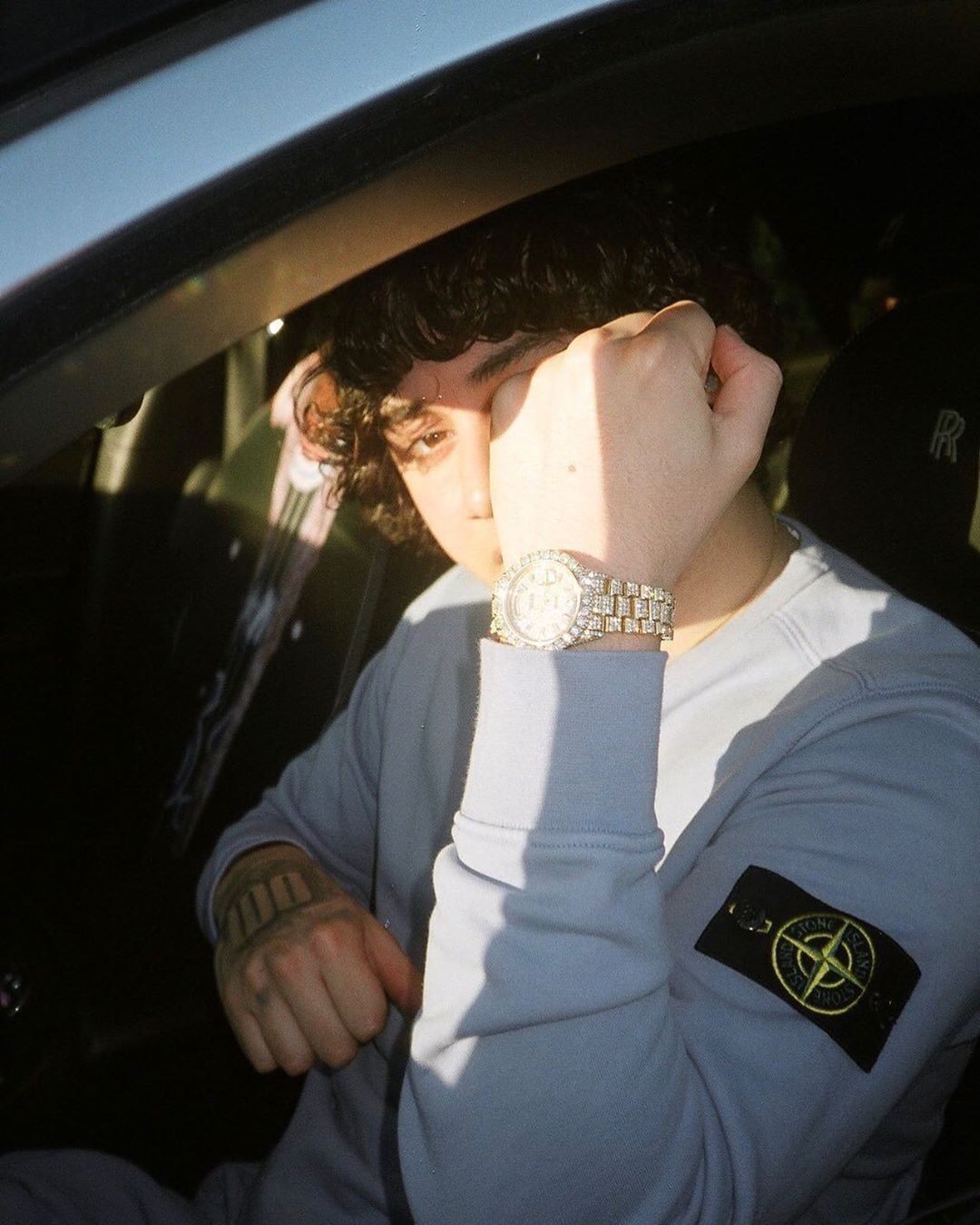 easy profile picture